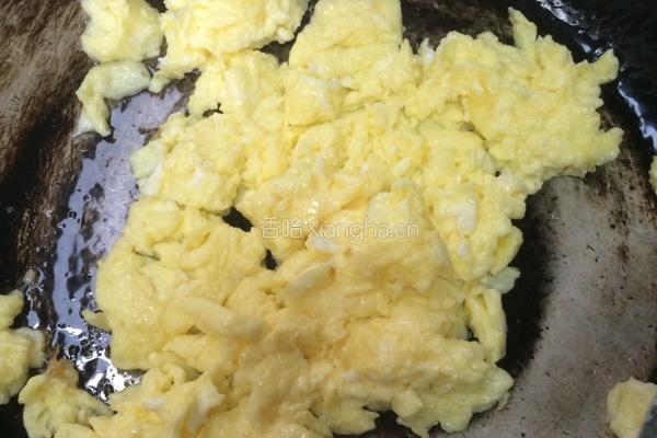鸡蛋瘦肉炒饼的做法图解4