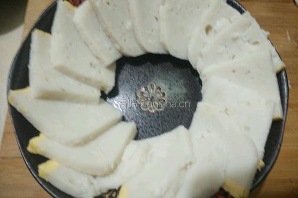 聚宝盆（扣蒸鱼糕）的做法图解3
