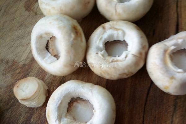 双喜临门（红烧佛手双菇）的做法图解5
