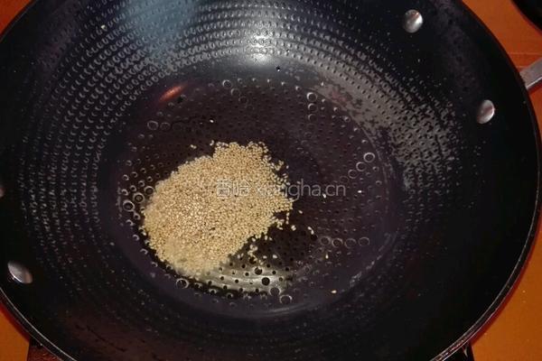 芝麻蚝油拌金针蘑菠菜的做法图解6