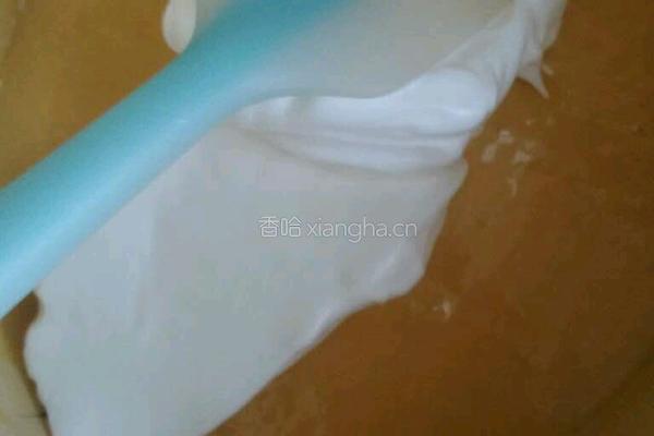 6寸戚风蛋糕的做法图解7