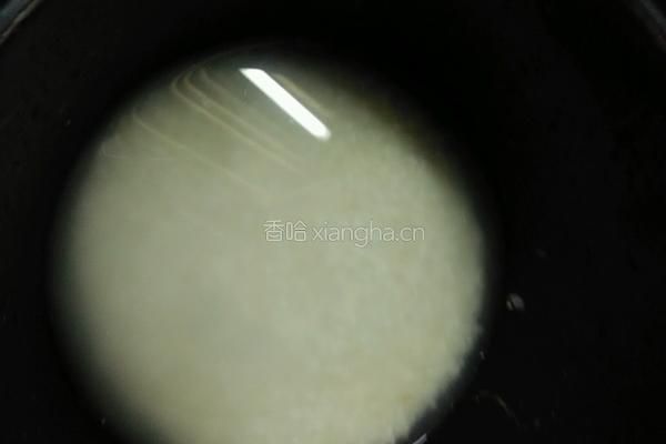 土豆腊味饭（电饭锅版）的做法图解1