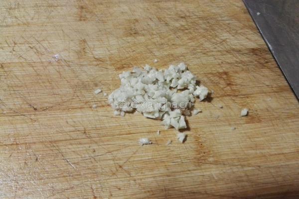 沙姜肉末炒豆角的做法图解3