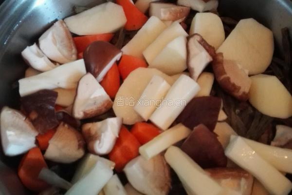 干豆角炖鸡块的做法图解8