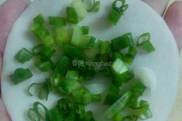 饺子皮煎饼的做法图解2