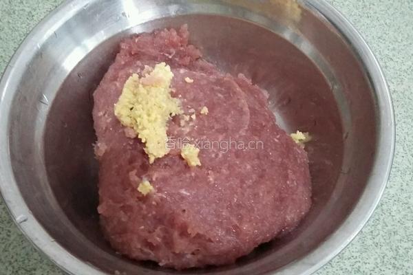 白萝卜肉丸子的做法图解1