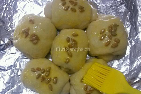 燕麦瓜仁椰蓉包的做法图解15