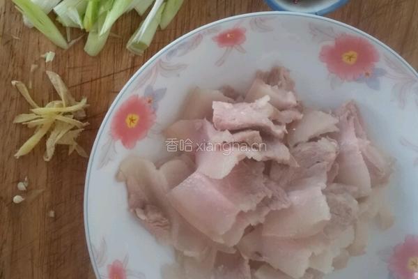 苕皮回锅肉的做法图解2