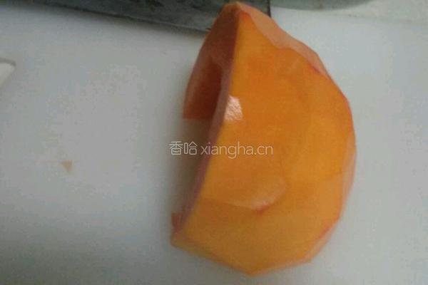 蛋黄焗南瓜的做法图解1