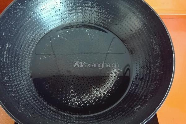 紫菜虾皮蛋花汤的做法图解2