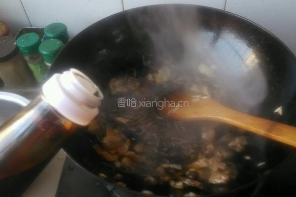 干煸茶树菇肉片的做法图解12