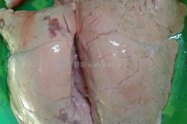 爆炒猪肺的做法图解1