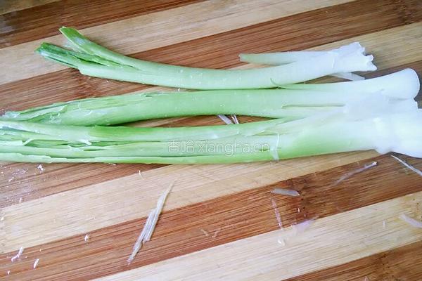 香干豆豉炒肉的做法图解2