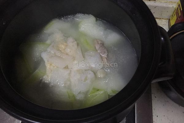  竹荪干贝冬瓜汤的做法图解6