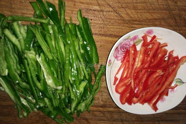 双椒炒牛肉的做法图解4