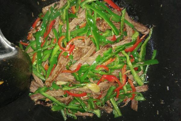 双椒炒牛肉的做法图解10