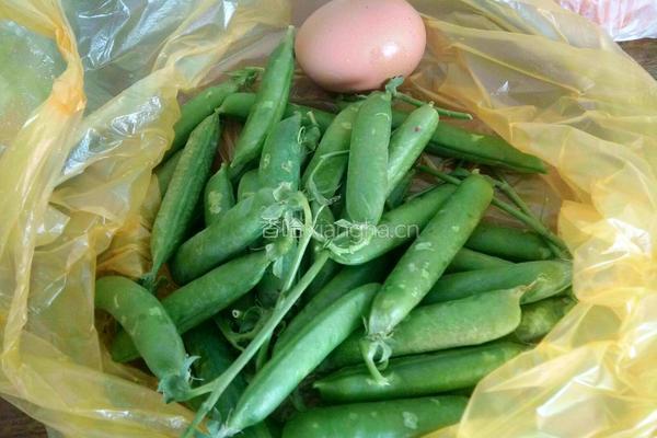 豌豆肉圆汤的做法图解1