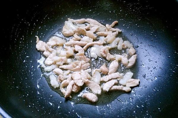 茄汁肉丝烧茄条的做法图解7