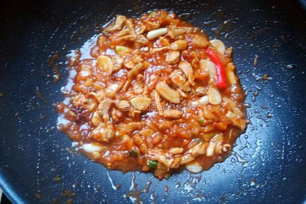 茄汁肉丝烧茄条的做法图解9