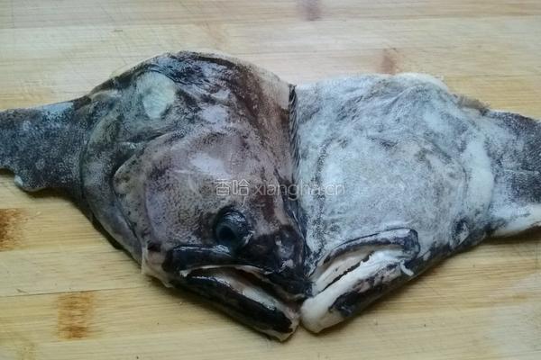 清蒸鸦片鱼头的做法图解2