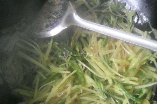 青椒炒土豆的做法图解6