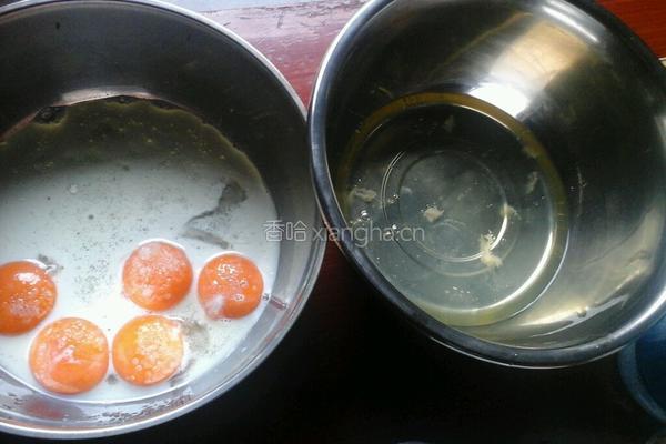 8寸戚风蛋糕的做法图解2