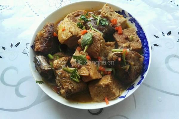 啤酒鳕鱼炖冻豆腐的做法图解4