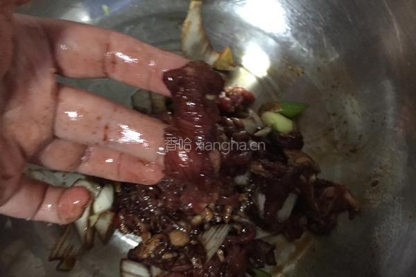 葱爆羊肉的做法图解3
