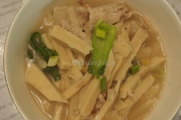 五花肉炖馍片
