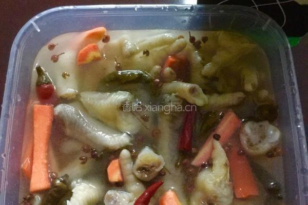 泡椒凤爪的做法图解11