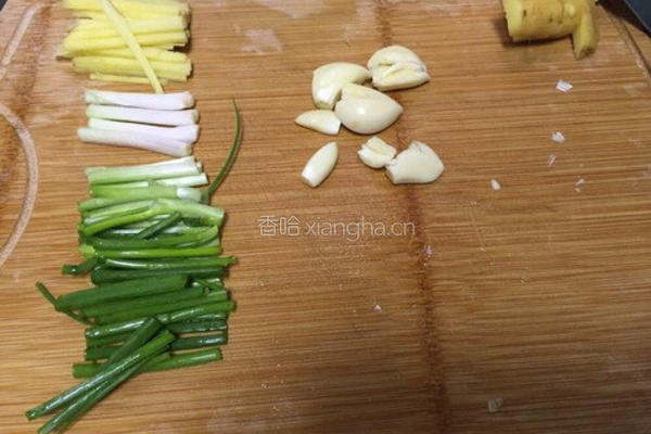 清蒸石斑鱼的做法图解3