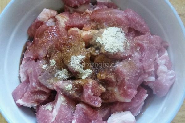 咖喱猪肉饭的做法图解1