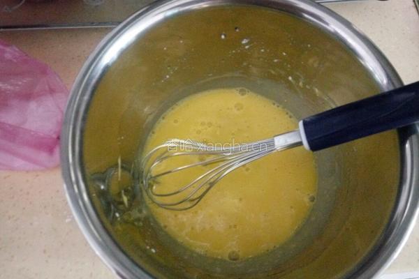 戚风蛋糕的做法图解1
