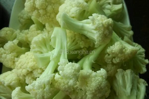 清炒花菜的做法图解2