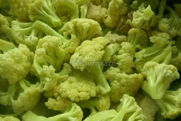 清炒花菜的做法图解3