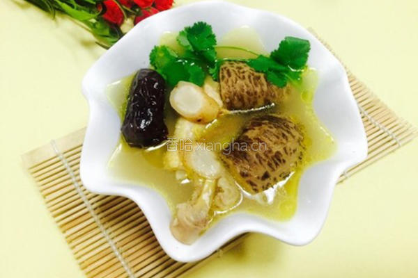 人参花菇鸡汤的做法图解7