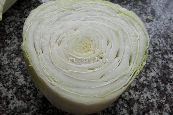 莲花白菜的做法图解1