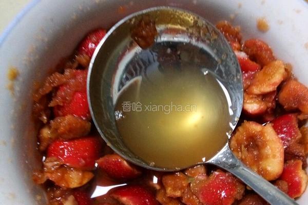 山楂果酒的做法图解4