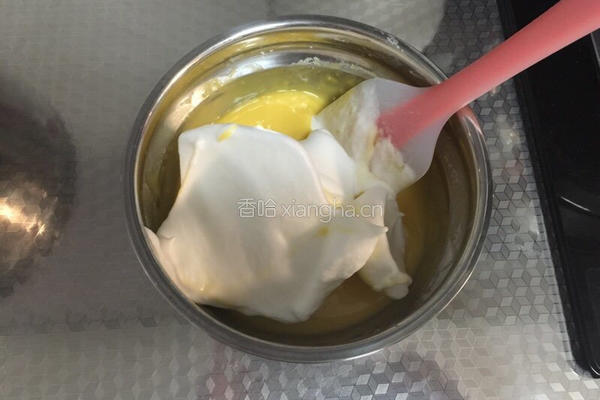 草莓(蓝莓)奶油戚风蛋糕(八寸)的做法图解9