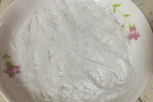 蒜蓉粉丝蒸开背虾的做法图解5