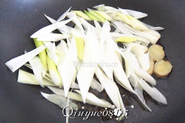 鲍汁葱烧海参的做法图解4