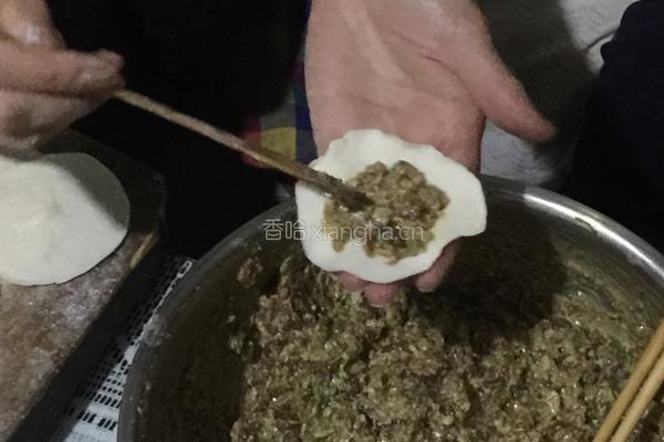 芹菜羊肉饺子的做法图解8