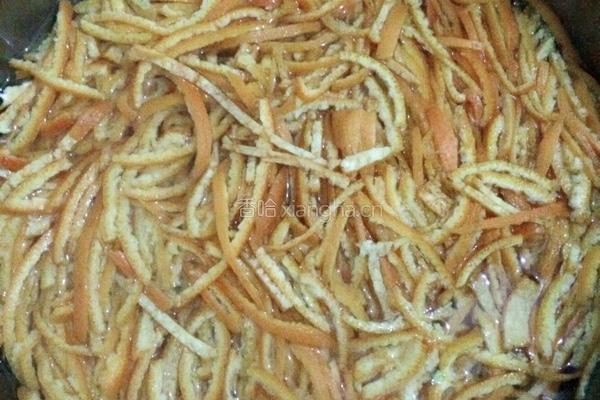 腌制橘子皮的做法图解1