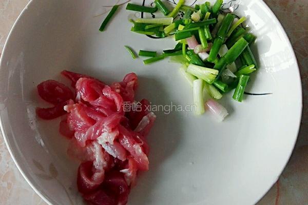 白豆腐瘦肉汤的做法图解2