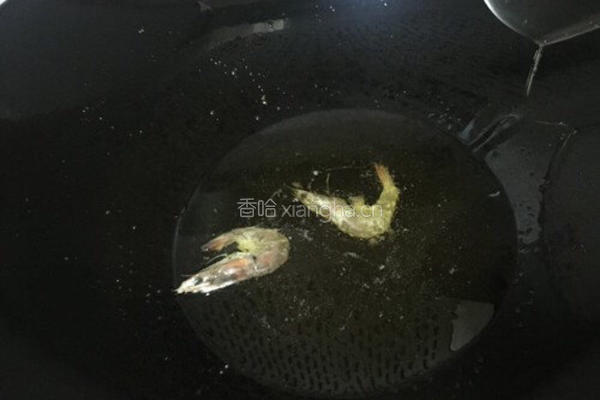 喜气洋洋 （香酥椒盐虾）的做法图解3