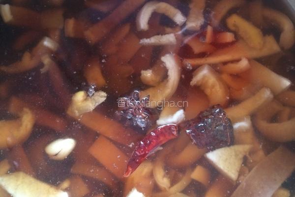 肉皮冻的做法图解4