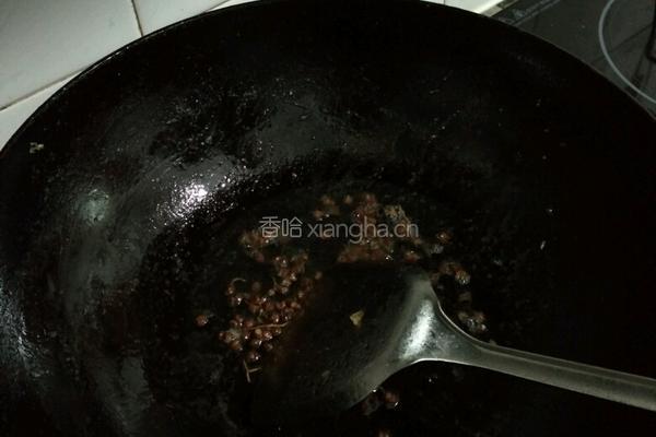 干煸杏鲍菇的做法图解3