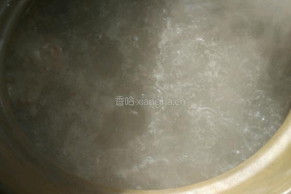 山药排骨玉米汤的做法图解6