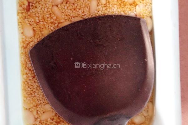 芝麻花生糖的做法图解12
