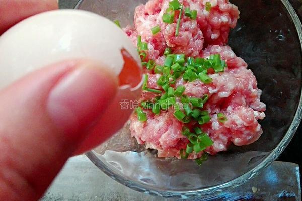 白萝卜盅的做法图解1